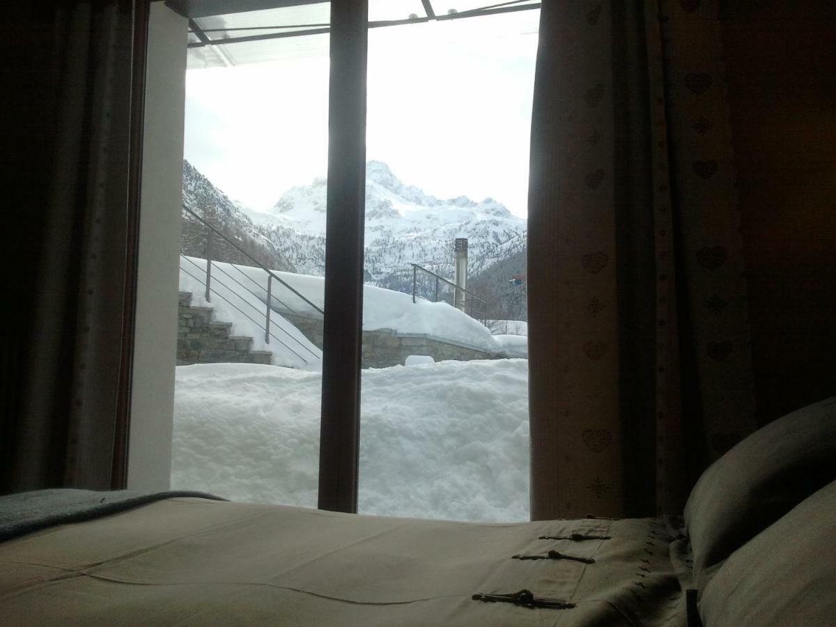 La Niche B&B La Thuile Bagian luar foto